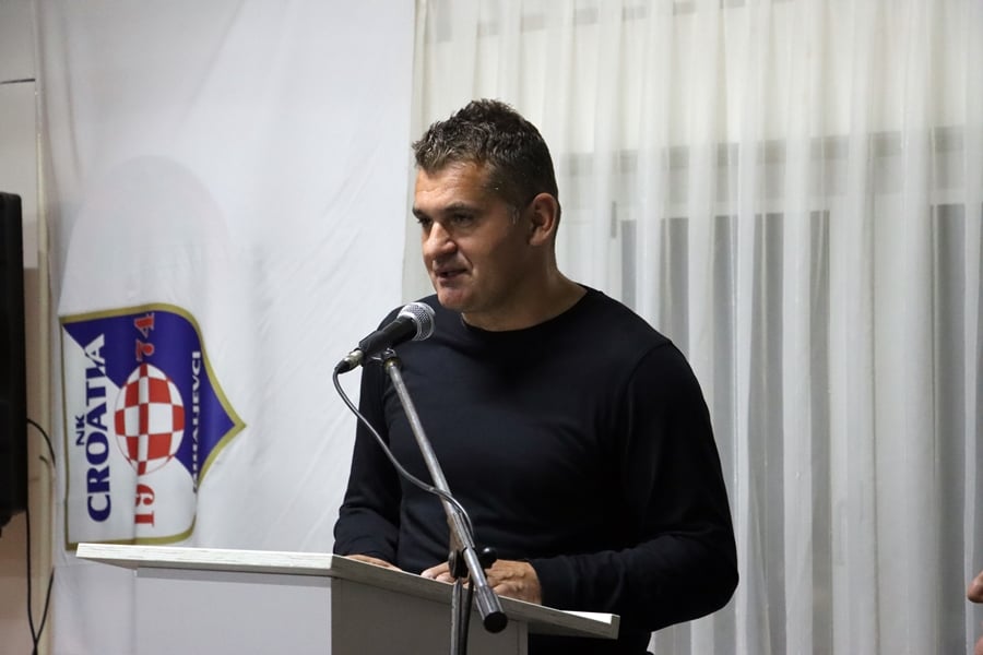 a583c531-7773-4160-a0a8-7289e59a2bd2