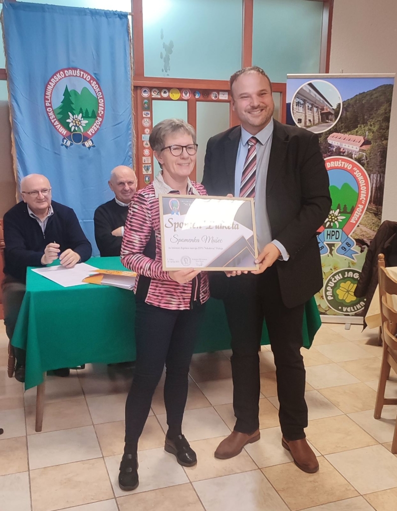 0-02-05-edc77d7616fc084341ce957666188b92e194dfda31a52d30f08a76abd73b60b4_562f2b5e93eca15b