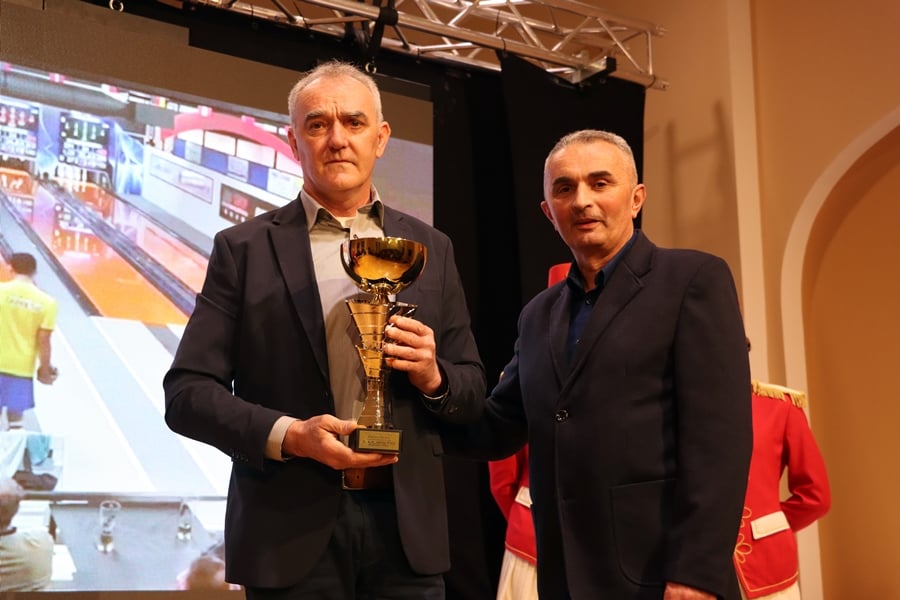 9c3e850a-1e7f-4374-b9a6-5f68b664b6e9