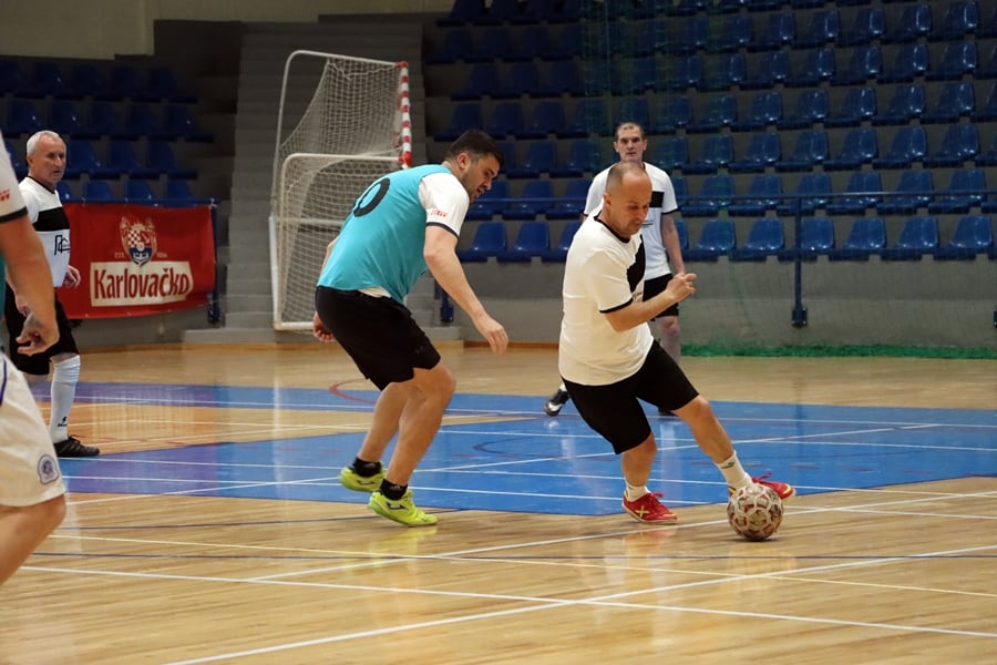 f8b748c2-2314-4854-b9c4-52670f66055d